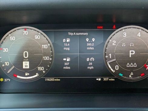 Used 2023 Land Rover Defender 90 V8 image 10