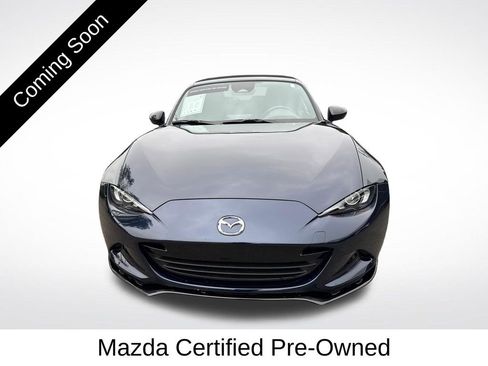 Used 2025 MAZDA MX-5 Miata Club w/ Appearance Package RWD image 2