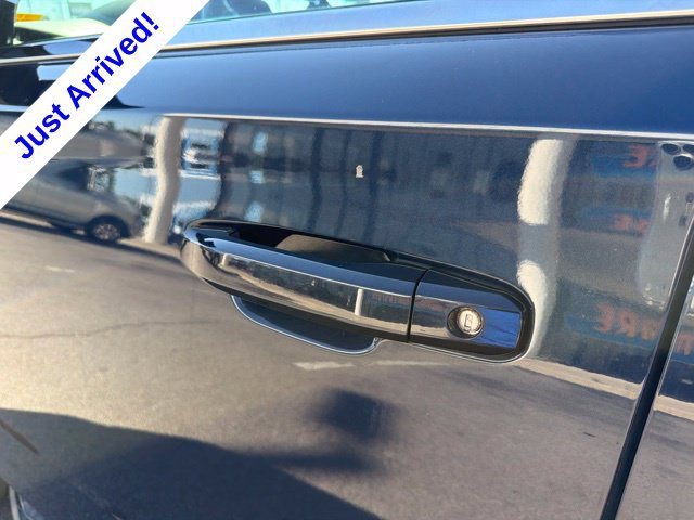 Used 2020 Chevrolet Tahoe LT w/ Max Trailering Package RWD image 14