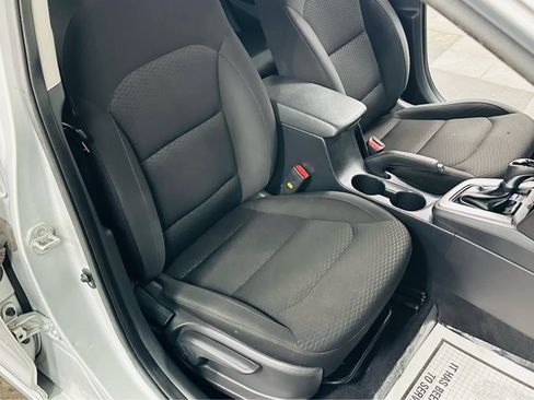 Used 2019 Hyundai Elantra SEL w/ Cargo Package image 23