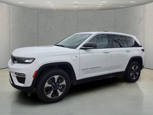 Used 2024 Jeep Grand Cherokee Limited 4xe AWD/4WD image 1