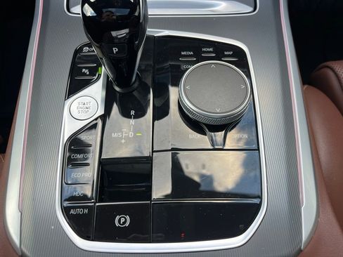 Used 2023 BMW X5 xDrive40i w/ Premium Package image 58