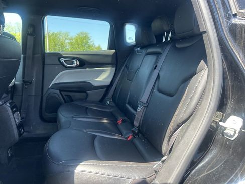 Used 2024 Jeep Compass Limited AWD/4WD image 6