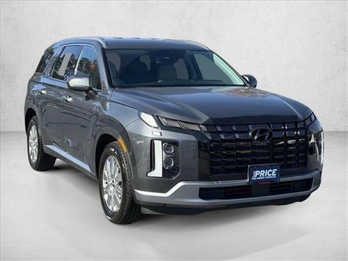 Used 2023 Hyundai Palisade SEL w/ Cargo Package AWD/4WD image 3