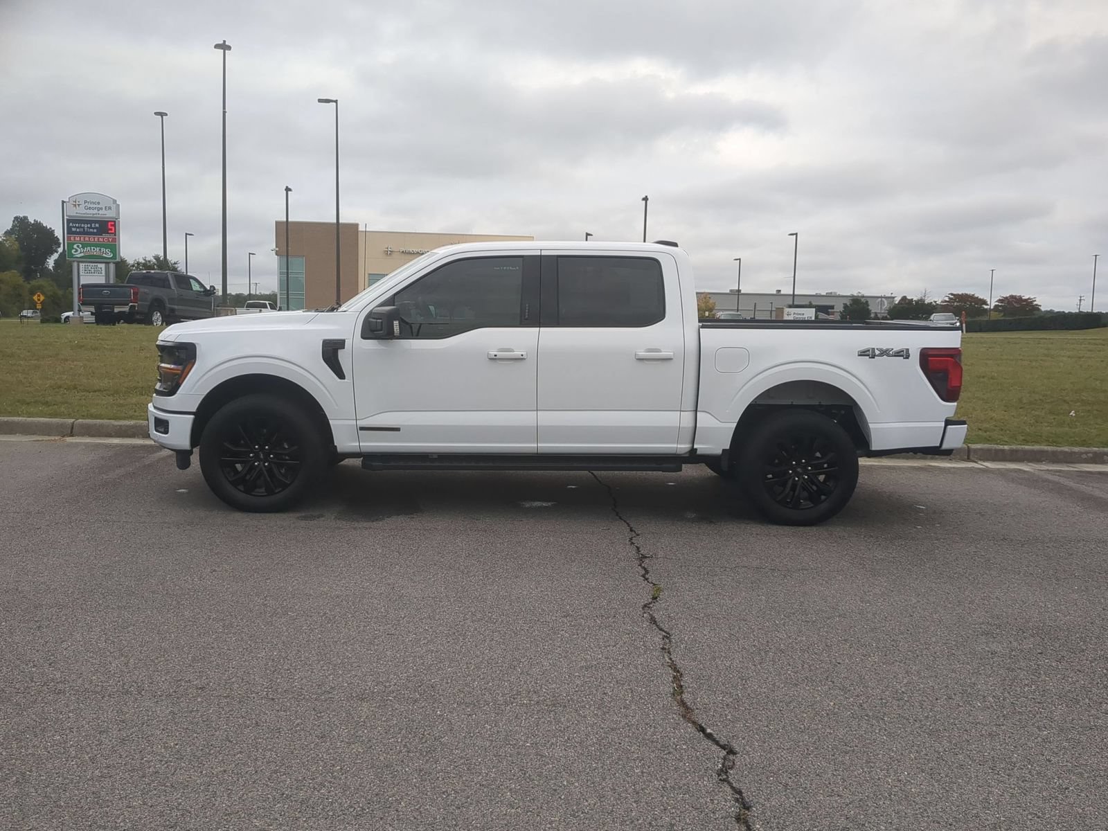 Used 2024 Ford F150 XLT w/ Equipment Group 302A MID AWD/4WD image 6