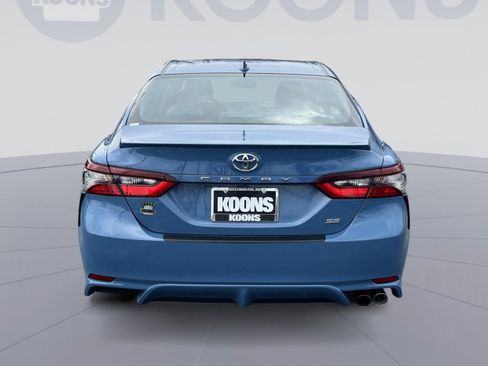 Used 2024 Toyota Camry SE w/ Cold Weather Package image 5