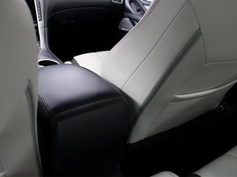 Used 2022 INFINITI Q60 3.0t Luxe w/ Cargo Package image 23