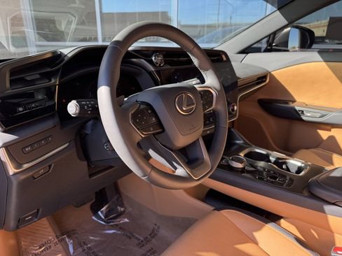 Used 2023 Lexus RZ 450e Premium w/ Technology Package image 31