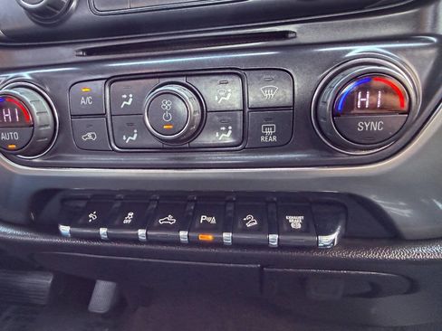 Used 2018 Chevrolet Silverado 2500 LT w/ LT Convenience Package image 48