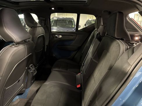 Used 2023 Volvo XC40 Recharge Plus w/ Protection Package Premier AWD/4WD image 22