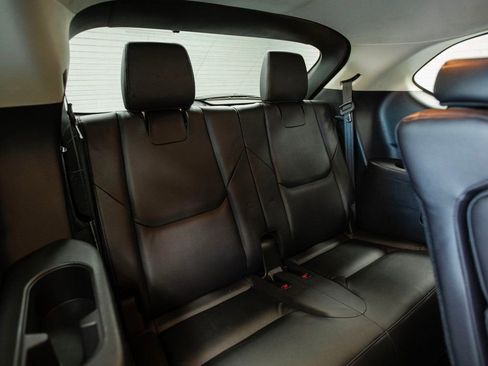 Used 2019 MAZDA CX-9 Touring image 26