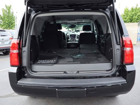 Used 2019 Chevrolet Tahoe LT w/ Max Trailering Package AWD/4WD image 5