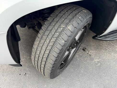 Used 2013 Chevrolet Tahoe LTZ image 50