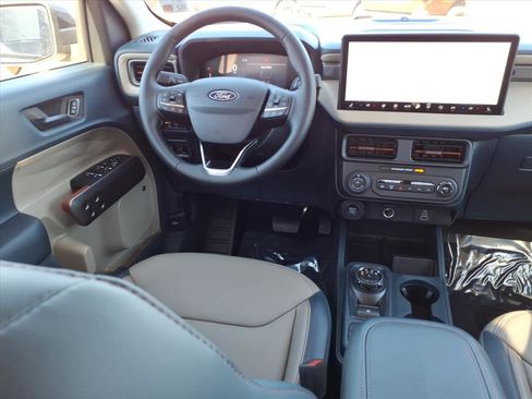 New 2026 Ford Maverick Lariat w/ 4K Tow Package AWD/4WD image 4