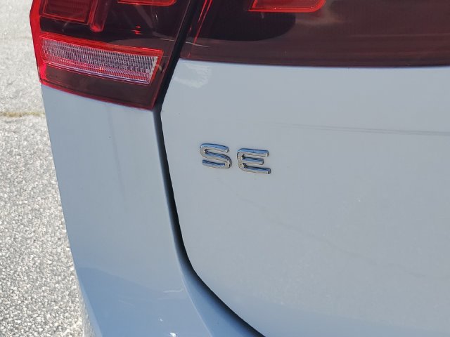 Certified 2024 Volkswagen Tiguan SE R-Line FWD image 13