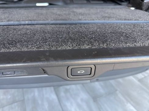 Used 2018 Land Rover Range Rover HSE AWD/4WD image 45