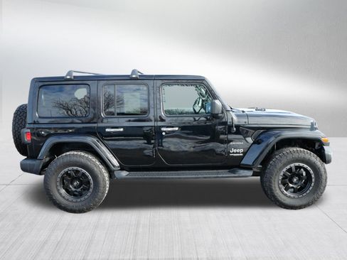 Used 2021 Jeep Wrangler Unlimited Sahara w/ Uconnect 4C Nav & Sound Group image 8