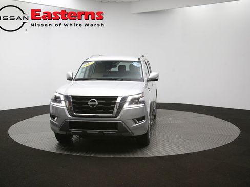 Used 2024 Nissan Armada SV image 98