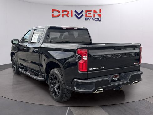 Used 2023 Chevrolet Silverado 1500 RST w/ Z71 Off-Road Package AWD/4WD image 3