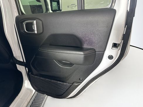 Used 2023 Jeep Wrangler Sahara w/ Cold Weather Group image 29