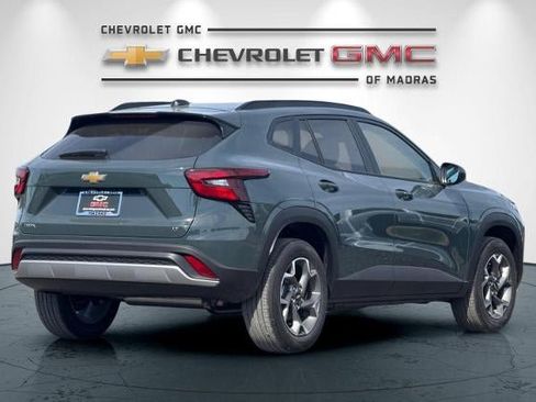 New 2026 Chevrolet Trax LT FWD image 3