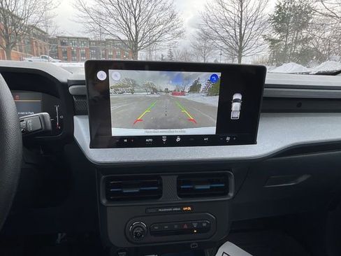 New 2025 Ford Maverick XLT w/ 4K Tow Package image 19