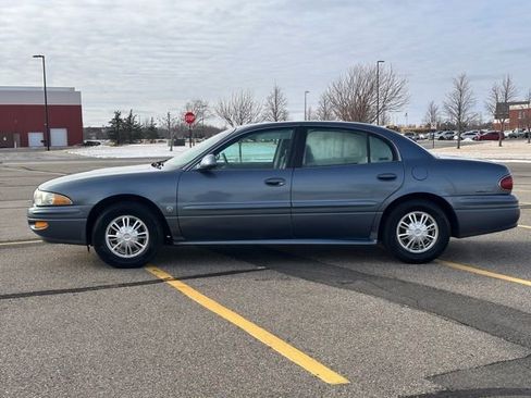 Used 2002 Buick Le Sabre Custom w/ Luxury Pkg image 6