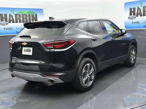 Used 2025 Chevrolet Blazer LT FWD image 5