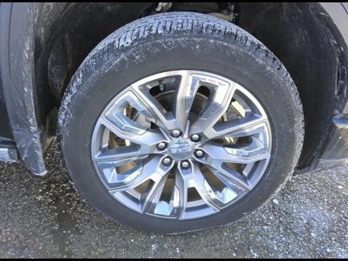 Used 2024 GMC Sierra 1500 Denali w/ Denali Reserve Package image 8