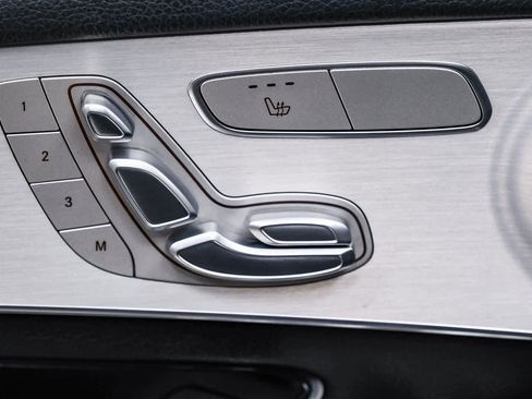 Used 2022 Mercedes-Benz GLC 300 image 23