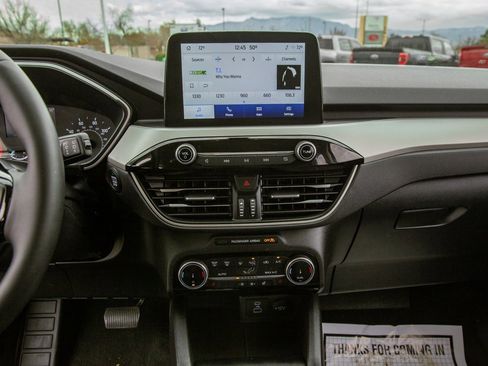 Used 2022 Ford Escape SE w/ Convenience Package image 15