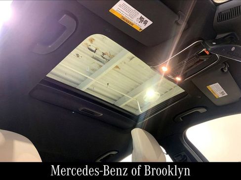 Used 2022 Mercedes-Benz C 300 4MATIC Sedan image 15