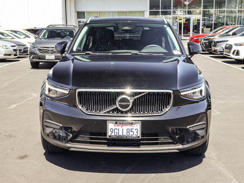 Used 2023 Volvo XC40 B5 Core AWD/4WD image 18