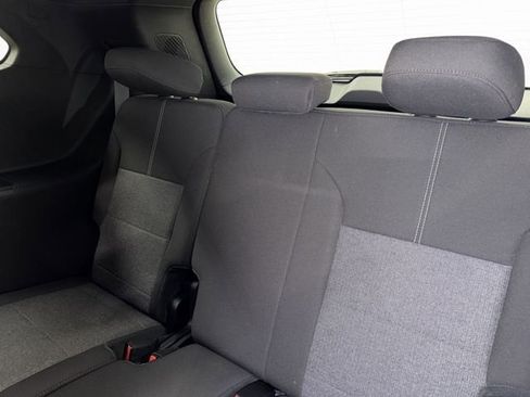 Certified 2025 GMC Acadia Elevation image 17