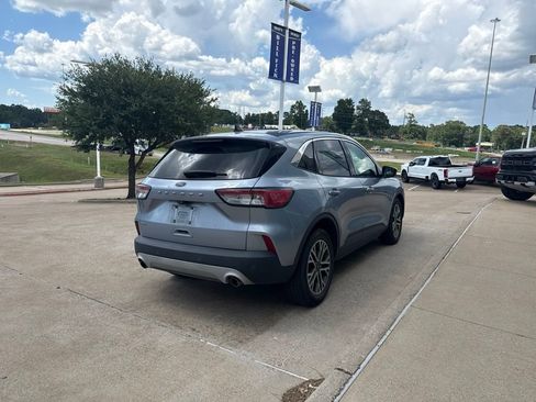 Used 2022 Ford Escape SEL w/ Technology Package FWD image 7