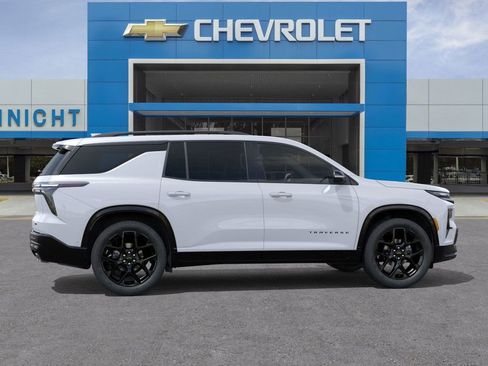 New 2026 Chevrolet Traverse RS image 5
