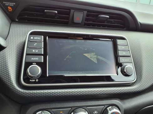 New 2025 Nissan Kicks Play S image 15