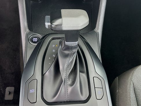 Used 2025 Kia K4 FWD image 23