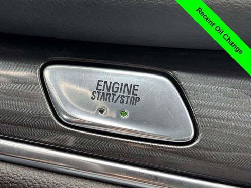 Used 2024 Buick Enclave Premium image 17