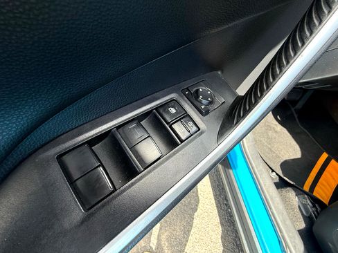 Used 2021 Toyota RAV4 Adventure image 31