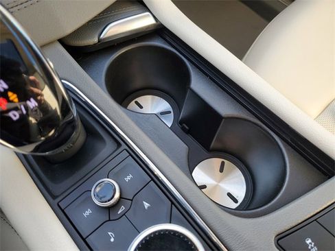 Certified 2023 Cadillac XT5 Premium Luxury image 19