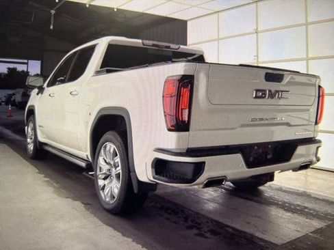 Used 2022 GMC Sierra 1500 Denali w/ Denali Reserve Package image 4