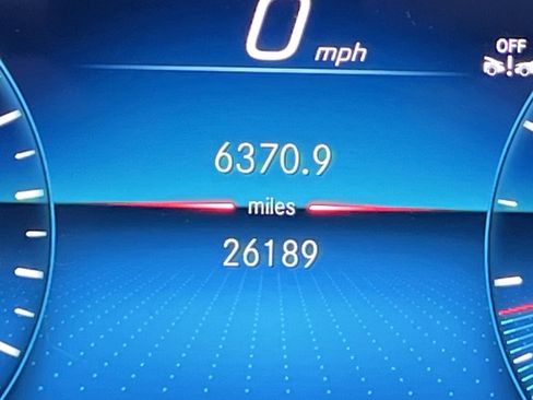 Used 2023 Mercedes-Benz GLB 250 image 22