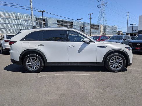 Used 2024 MAZDA CX-90 Plug-In Hybrid w/ Preferred AWD/4WD image 8