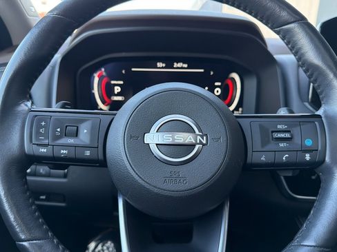 Used 2023 Nissan Rogue Platinum w/ Platinum Premium Package image 37