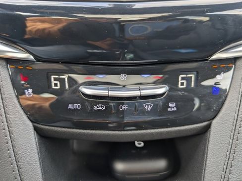 Used 2024 Cadillac XT6 Sport w/ Technology Package image 14