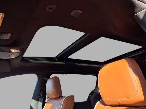 New 2026 Chrysler Pacifica Pinnacle image 22