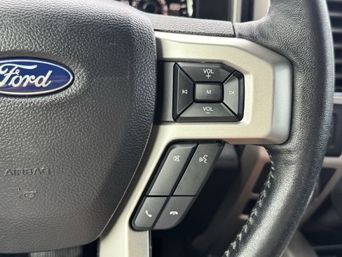 Certified 2020 Ford F150 Lariat image 16