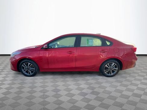 Used 2024 Kia Forte LXS w/ LXS Technology Package FWD image 3