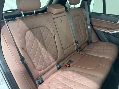 Used 2025 BMW X5 xDrive40i image 22